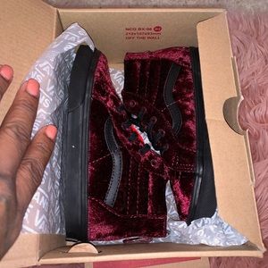 Velvet vans